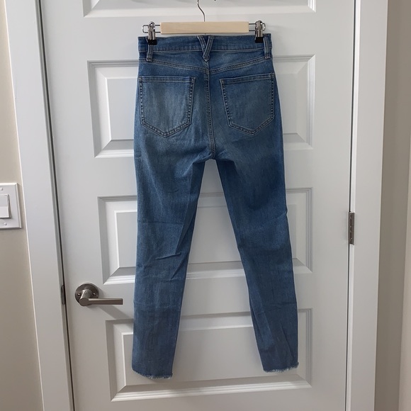 Cute 90’s/ 2000’s style jeans - Picture 4 of 5